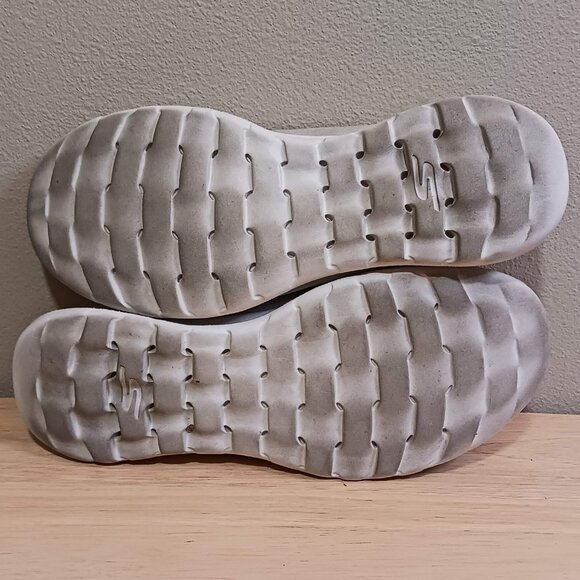 Skechers GOGA Max GOwalk Lite Women's Ballet Flat Sneaker Size 6.5 - Picture 6 of 7